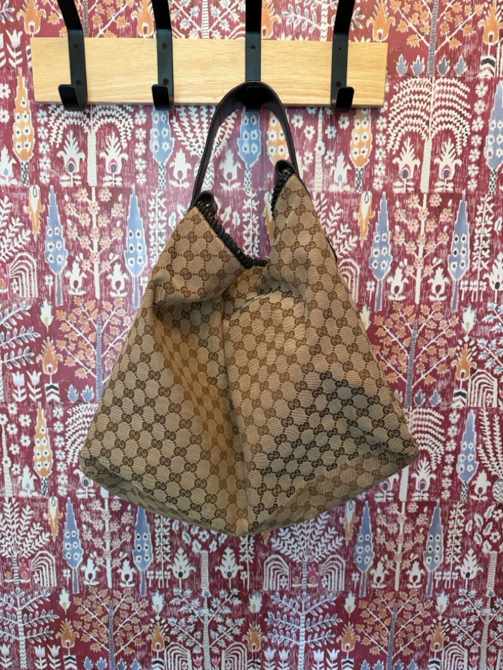 Gucci Brown GG Monogram horsebit bag large